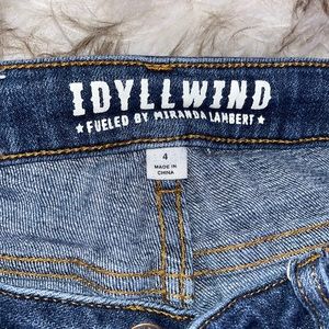 Idylwind Miranda lambert jeans, size 4 darker wash, good condition
